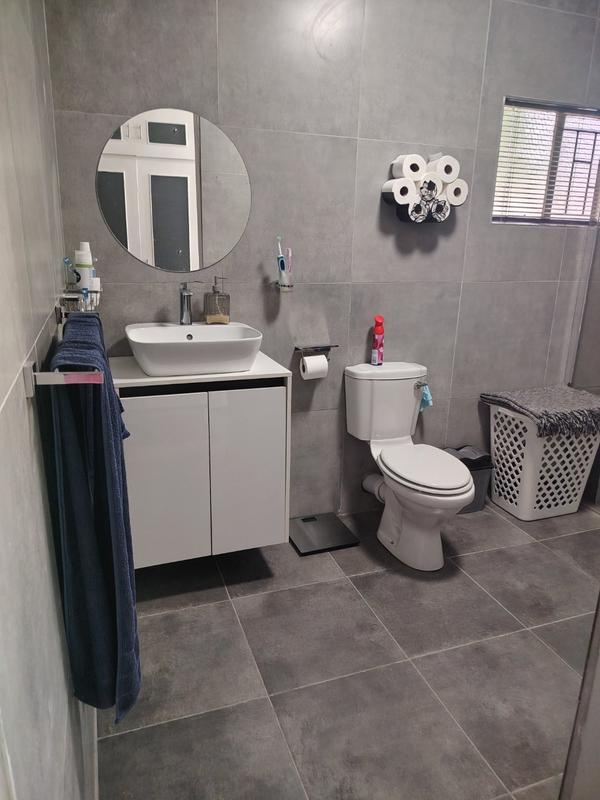 5 Bedroom Property for Sale in Sasolburg Ext 4 Free State
